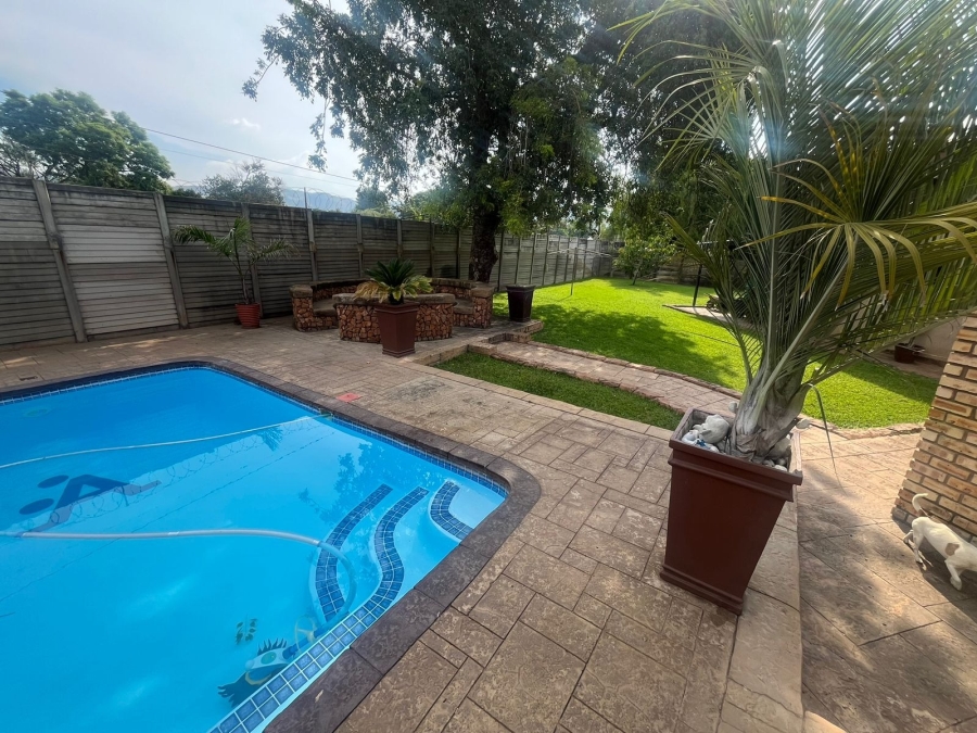 3 Bedroom Property for Sale in Protea Park North West